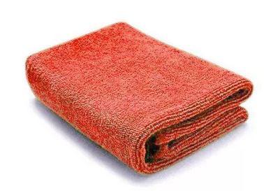 Mikroszálas törlőkendő 32x32, 4 szín 1db (10db/cs) Mikroszálas törlőkendő 32x32, 4 szín 1db (10db/cs)